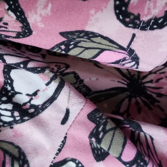 Adorable butterflies pants pink green white measurements are approximate - Picture 6 of 9